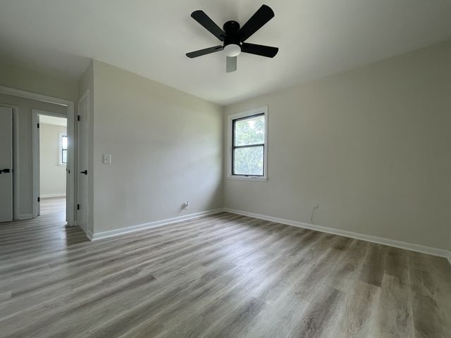 2704 McKeige Dr, Nashville, TN 37214