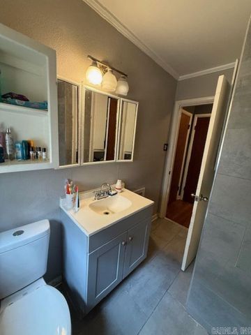 1200 W 31st Avenue, Pine Bluff, AR 71603