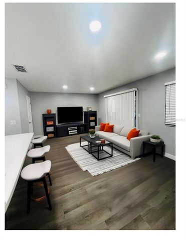 2121 WHITEWOOD COURT, Orlando, FL 32837