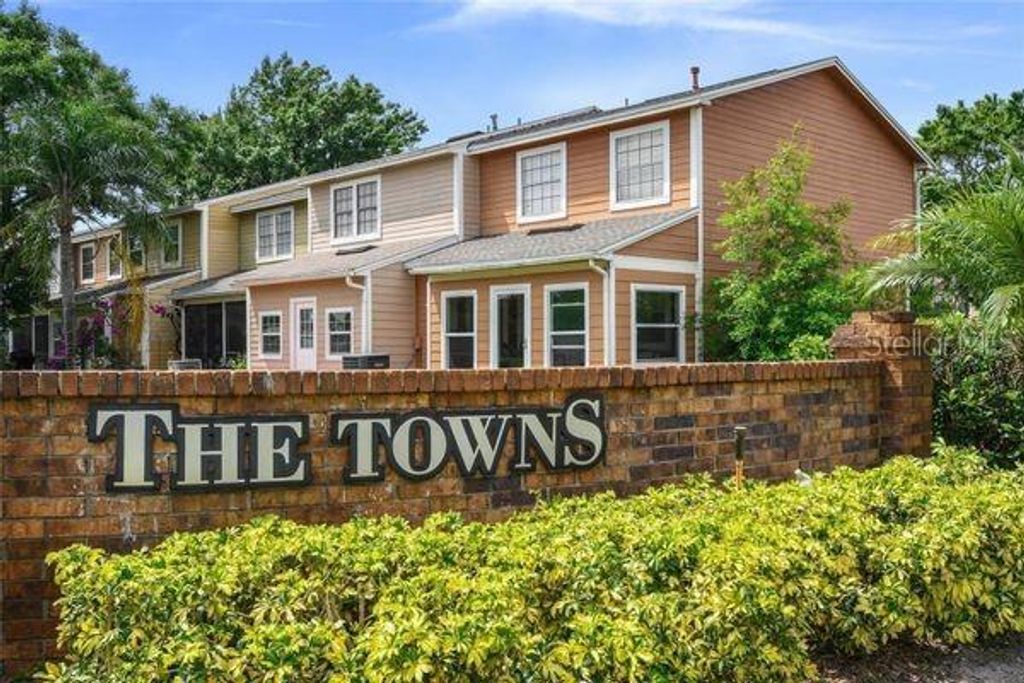 2121 WHITEWOOD COURT, Orlando, FL 32837