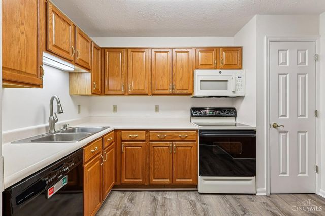 5165 North Bend Crossing, Green Twp, OH 45247