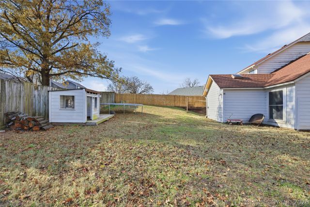 9722 S 69th East Avenue, Tulsa, OK 74133