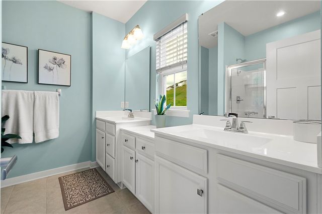 4031 Crown Dr, South Park, PA 15129