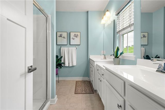 4031 Crown Dr, South Park, PA 15129