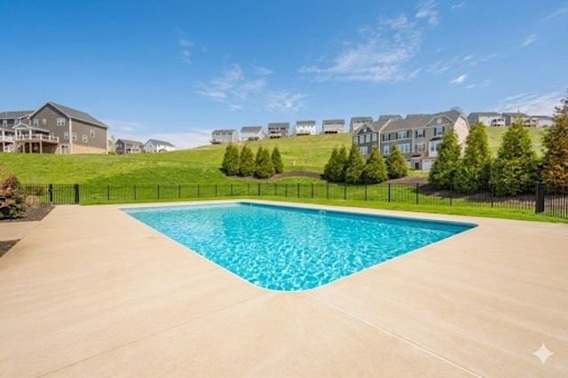 4031 Crown Dr, South Park, PA 15129