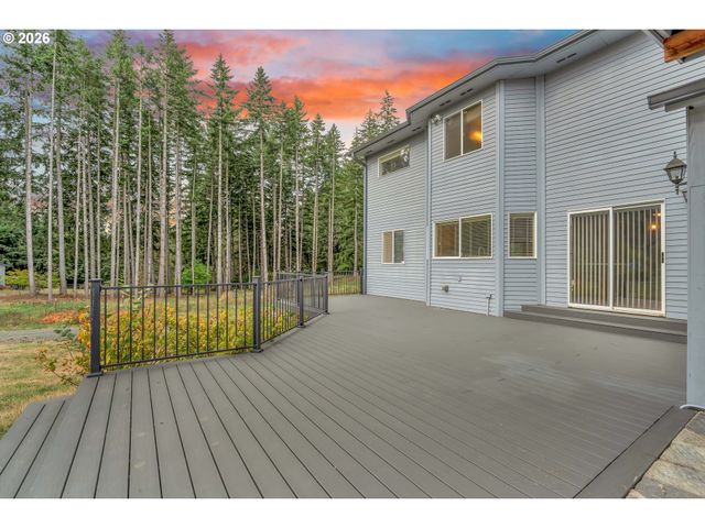 21414 S RICHARD Ct, Oregon City, OR 97045