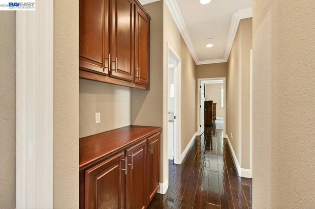 469 Monte Oro St, Manteca, CA 95337