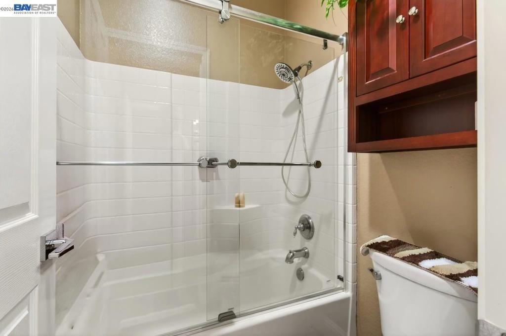 Image 8 of property listing at 469 Monte Oro St, Manteca, CA 95337