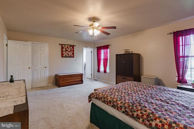 121 WINDING WAY, Telford, PA 18969