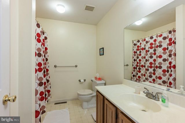 121 WINDING WAY, Telford, PA 18969