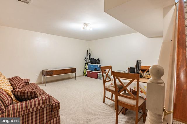 121 WINDING WAY, Telford, PA 18969
