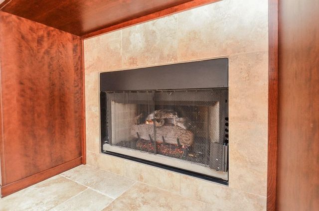 811 W Green Belt Drive, Sugar Land, TX 77498