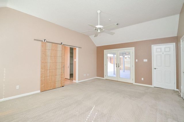 811 W Green Belt Drive, Sugar Land, TX 77498