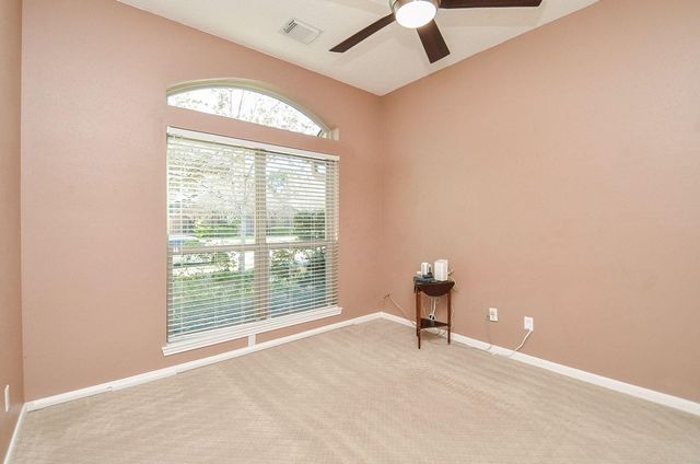 811 W Green Belt Drive, Sugar Land, TX 77498