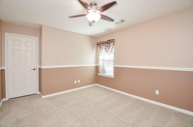 811 W Green Belt Drive, Sugar Land, TX 77498