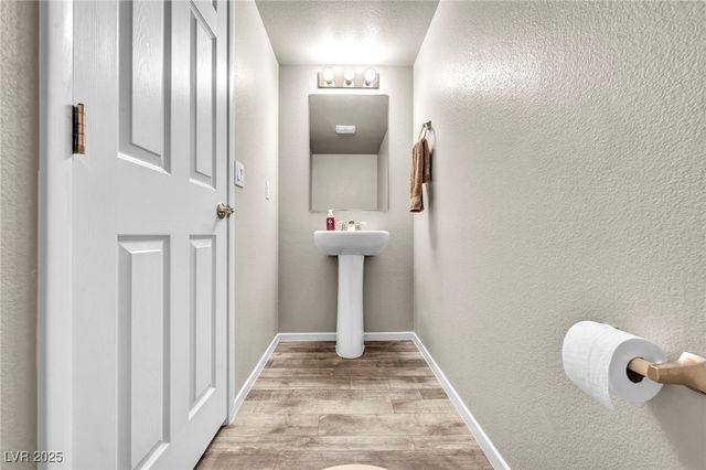 4655 Blaise Avenue 102, North Las Vegas, NV 89084