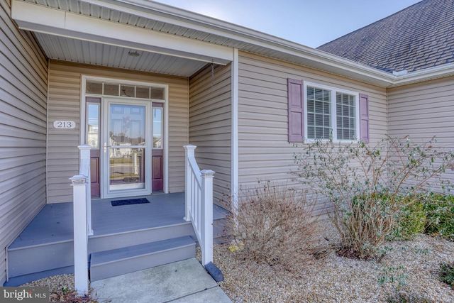 213 NOBLES POND XING, Dover, DE 19904