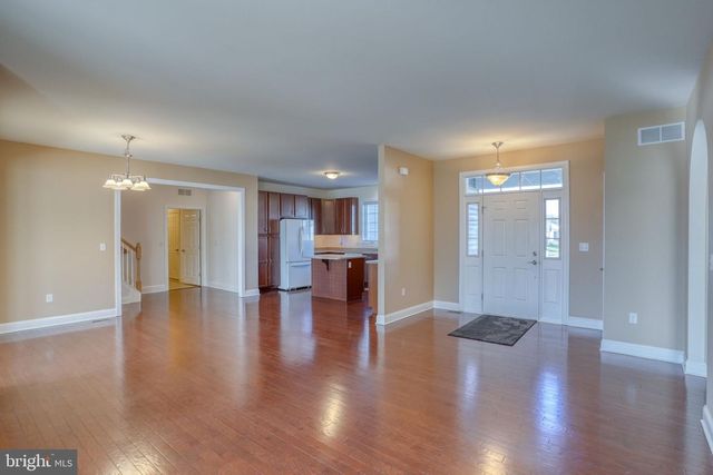 213 NOBLES POND XING, Dover, DE 19904