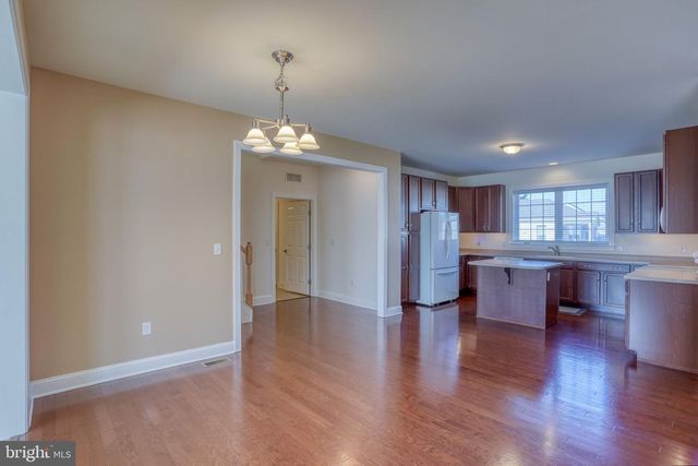 213 NOBLES POND XING, Dover, DE 19904