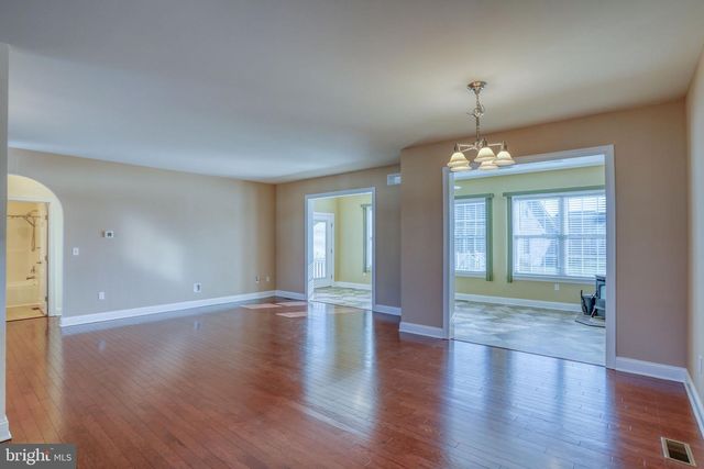 213 NOBLES POND XING, Dover, DE 19904