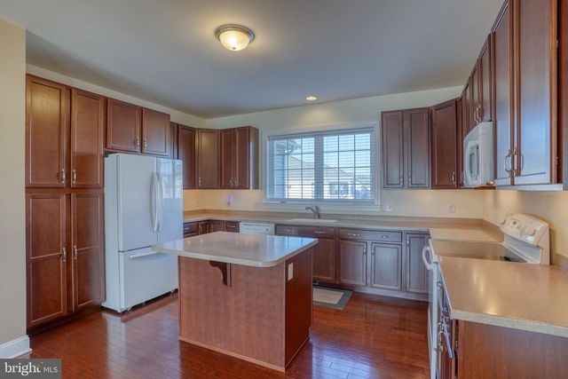 213 NOBLES POND XING, Dover, DE 19904