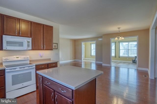 213 NOBLES POND XING, Dover, DE 19904