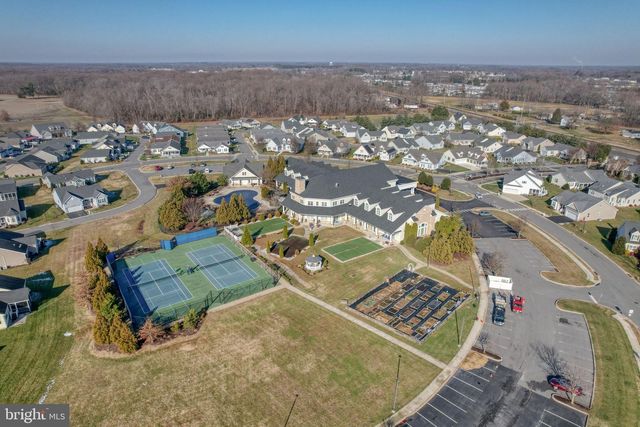 213 NOBLES POND XING, Dover, DE 19904