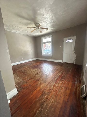 812 Fallowfield Ave, Charleroi Boro, PA 15022