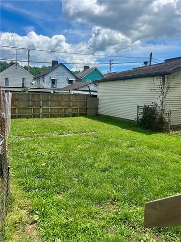 812 Fallowfield Ave, Charleroi Boro, PA 15022