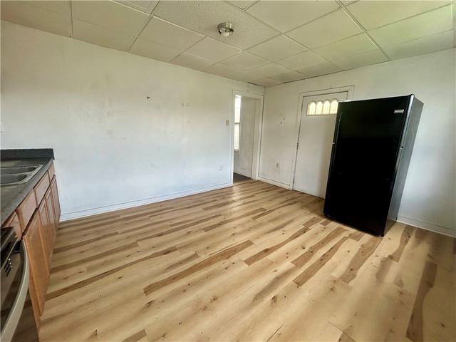 812 Fallowfield Ave, Charleroi Boro, PA 15022