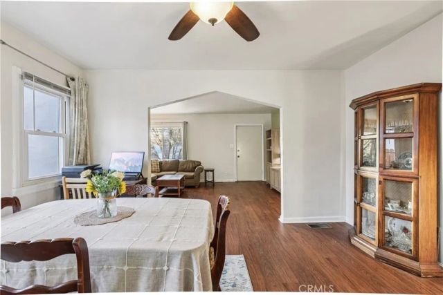 3845 Hollypark, Los Angeles, CA 90039