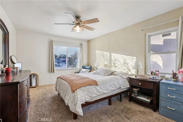 3845 Hollypark, Los Angeles, CA 90039