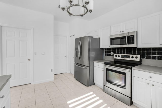 9002 SW 214th Lane, Cutler Bay, FL 33189