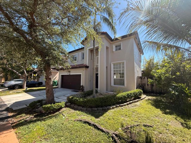 9002 SW 214th Lane, Cutler Bay, FL 33189