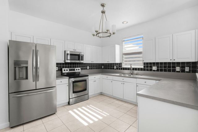 9002 SW 214th Lane, Cutler Bay, FL 33189