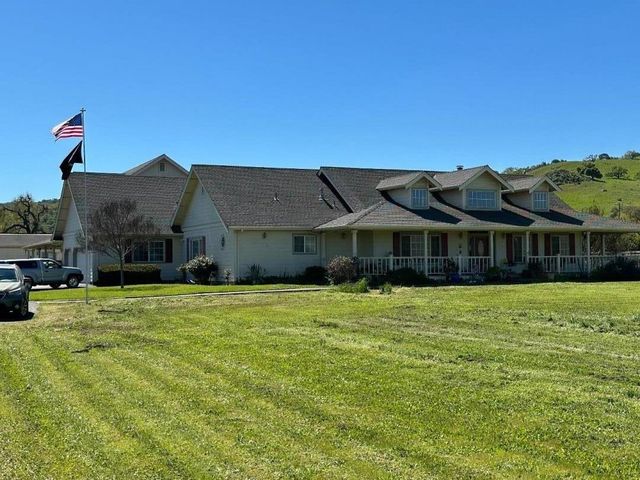 19715 Hale Avenue, Morgan Hill, CA 95037