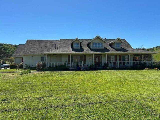 19715 Hale Avenue, Morgan Hill, CA 95037