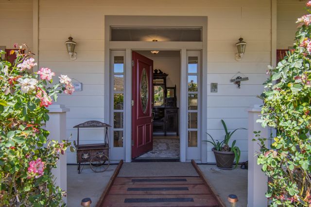 19715 Hale Avenue, Morgan Hill, CA 95037
