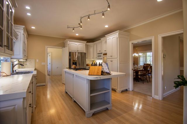 19715 Hale Avenue, Morgan Hill, CA 95037