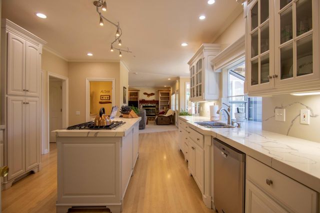 19715 Hale Avenue, Morgan Hill, CA 95037