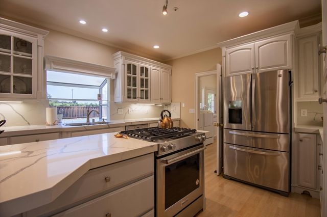 19715 Hale Avenue, Morgan Hill, CA 95037