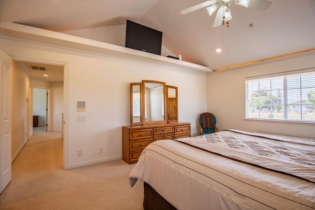 19715 Hale Avenue, Morgan Hill, CA 95037