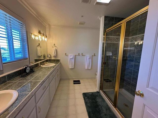 19715 Hale Avenue, Morgan Hill, CA 95037