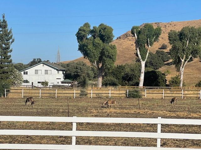 19715 Hale Avenue, Morgan Hill, CA 95037