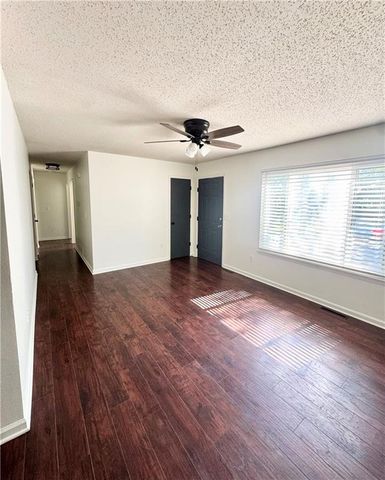 1411 Andrew Street, Pleasant Hill, MO 64080