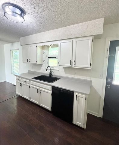 1411 Andrew Street, Pleasant Hill, MO 64080