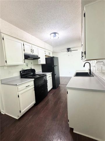 1411 Andrew Street, Pleasant Hill, MO 64080