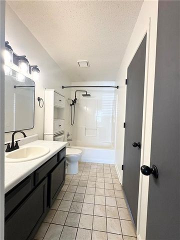 1411 Andrew Street, Pleasant Hill, MO 64080