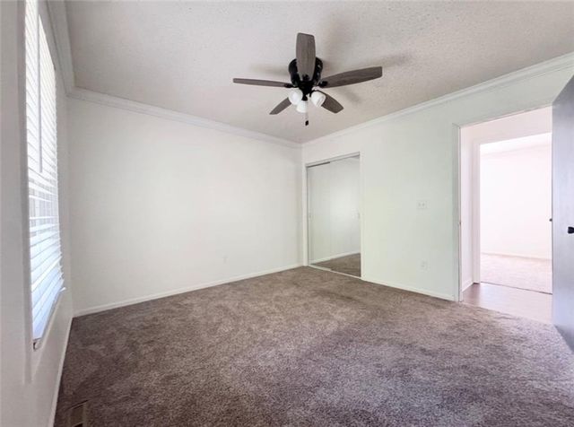 1411 Andrew Street, Pleasant Hill, MO 64080