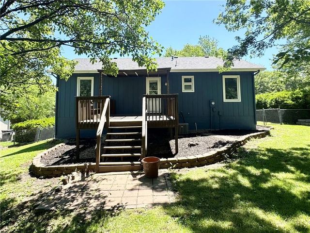 1411 Andrew Street, Pleasant Hill, MO 64080